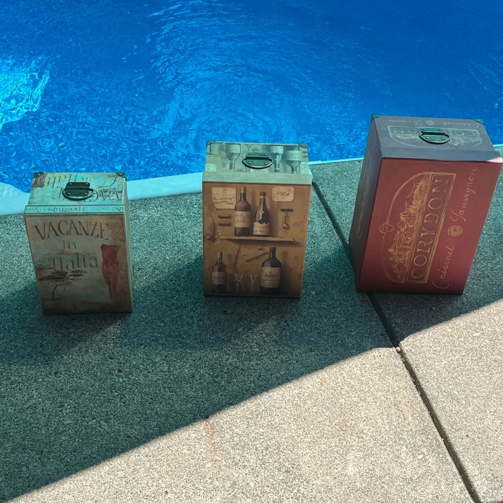 Set of Tuscan home boxes